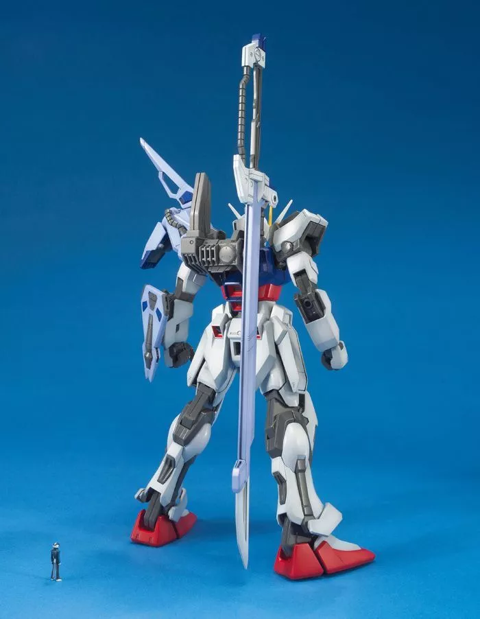 Gundam Gunpla MG 1/100 Launcher Sword Strike Gundam "Gundam Seed" – Image 4